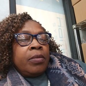 Meet your Posher, Linda